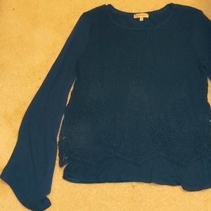 Long sleeve shirt